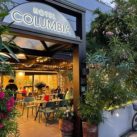 Hotel Columbia 3*