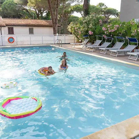 Columbia Hotel Marina Romea