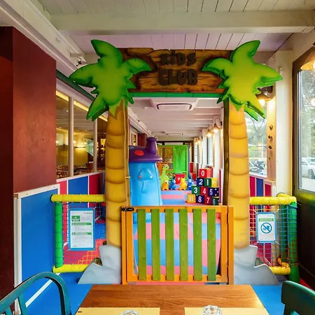 Hotel Columbia
