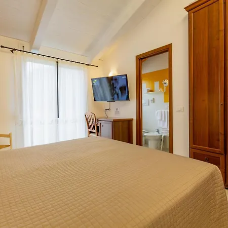 Hotel Columbia Marina Romea