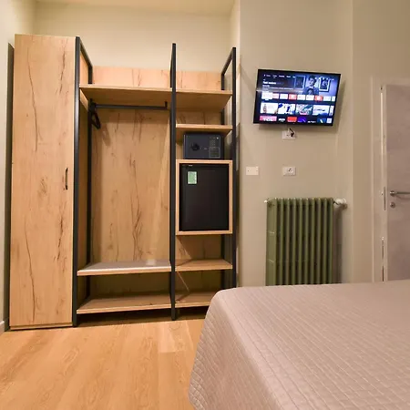 Columbia マリーナ・ロメア