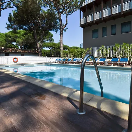 Columbia Hotel Marina Romea