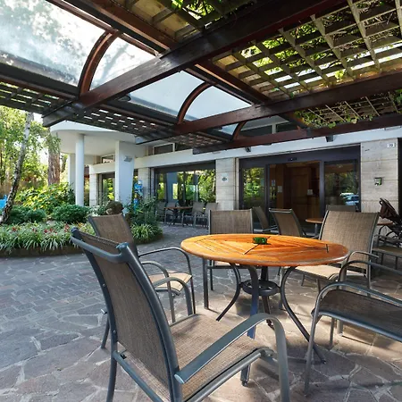 Columbia マリーナ・ロメア