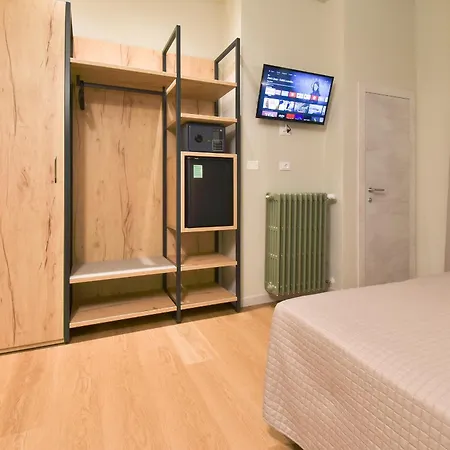 Columbia Hotel 3*