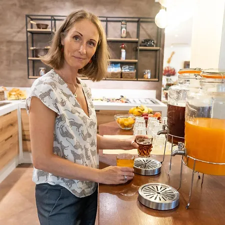 Columbia 3* Marina Romea