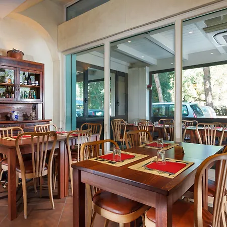 Hotel Columbia Marina Romea