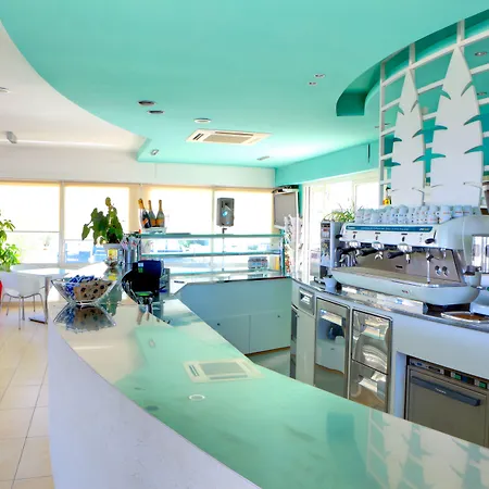 Columbia Hotel Marina Romea